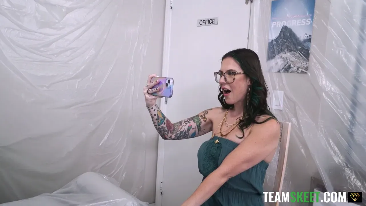 Nikki Nicole