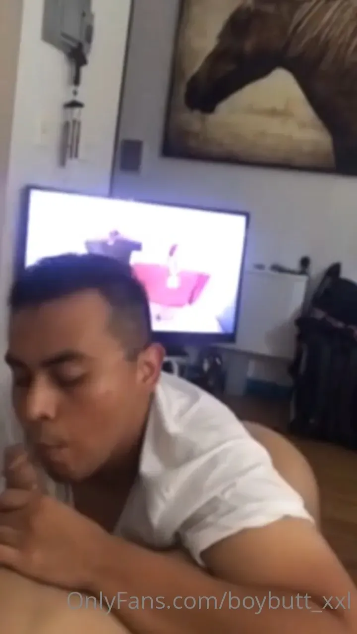 Bbuttxxl XXL Phat Booty Bottom Seduces Top for Deep Big Dick Anal Fucking